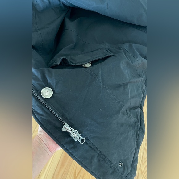Selling Woolrich coat
Good condition, no damage at all - Picture 13 of 15